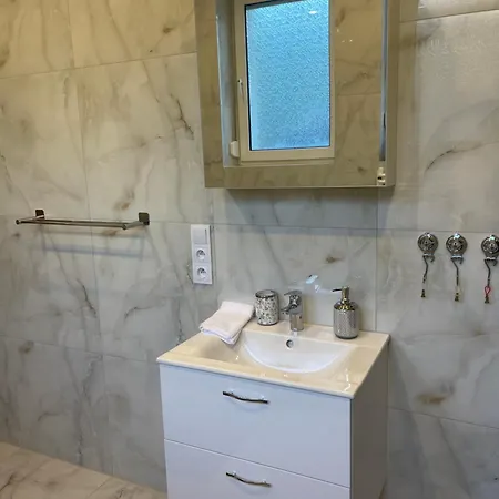 Apartment Kolo Opola *