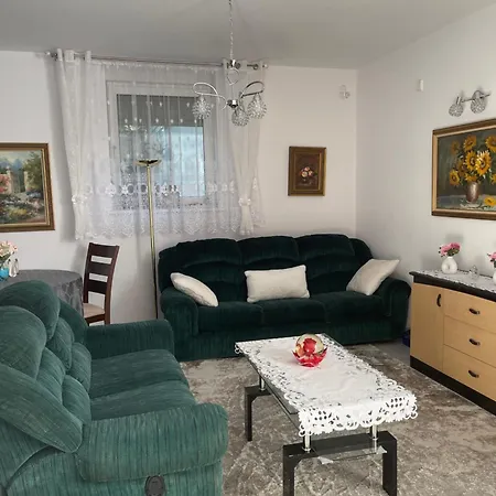 Mechnice Kolo Opola アパート