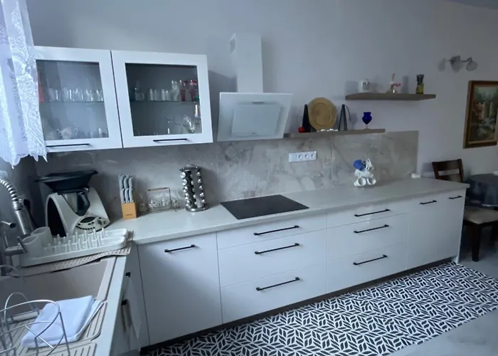 Mechnice Kolo Opola Apartment *