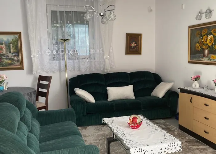Mechnice Kolo Opola Apartment